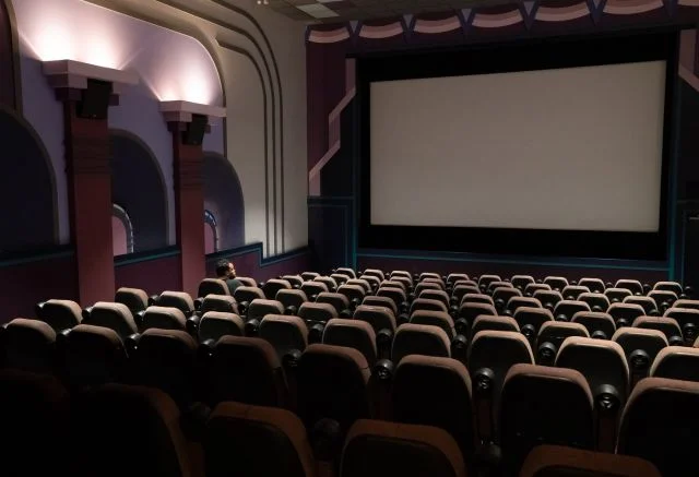 Industry Group Urges Studios to Rethink Screen Commitments to Help Canadian Films